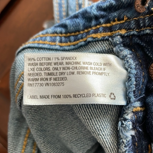 Girls size large 10/12 cat & Jack distressed blue Jean short overalls - Picture 8 of 8